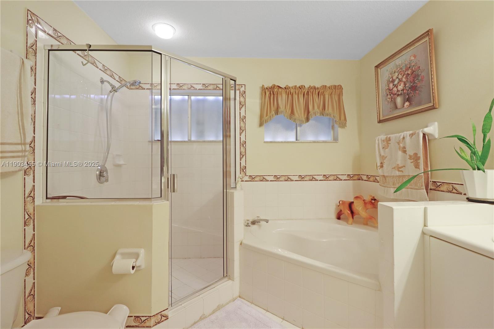 BISCAYNE DRIVE ESTATES - Residential