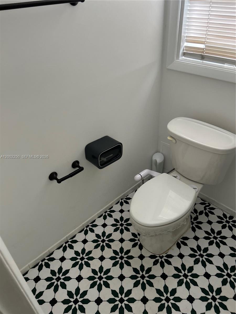 RESUB BLKS 13 & 14 IDLEWY - Residential Lease