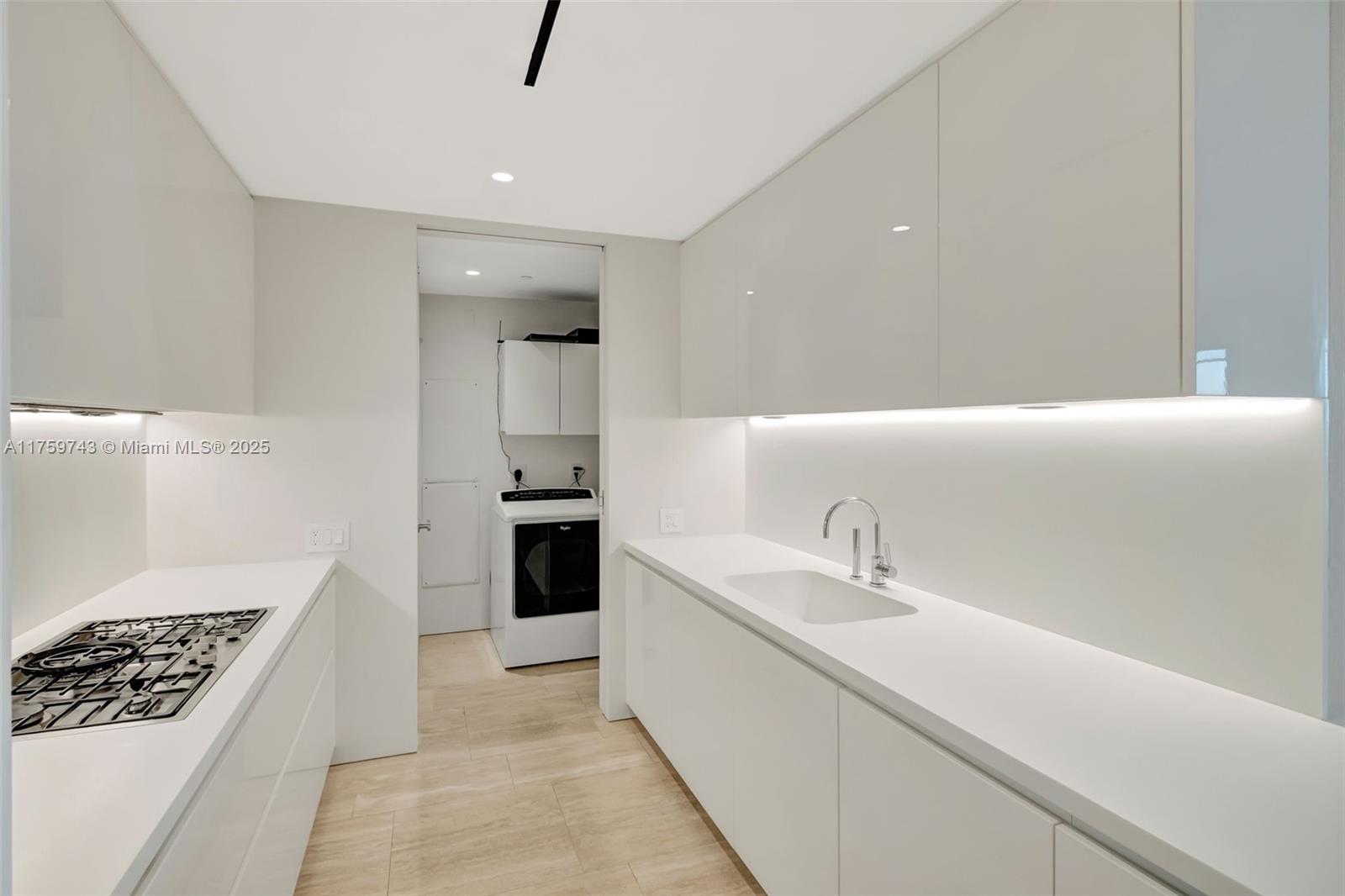 SURF CLUB CONDO - Residential