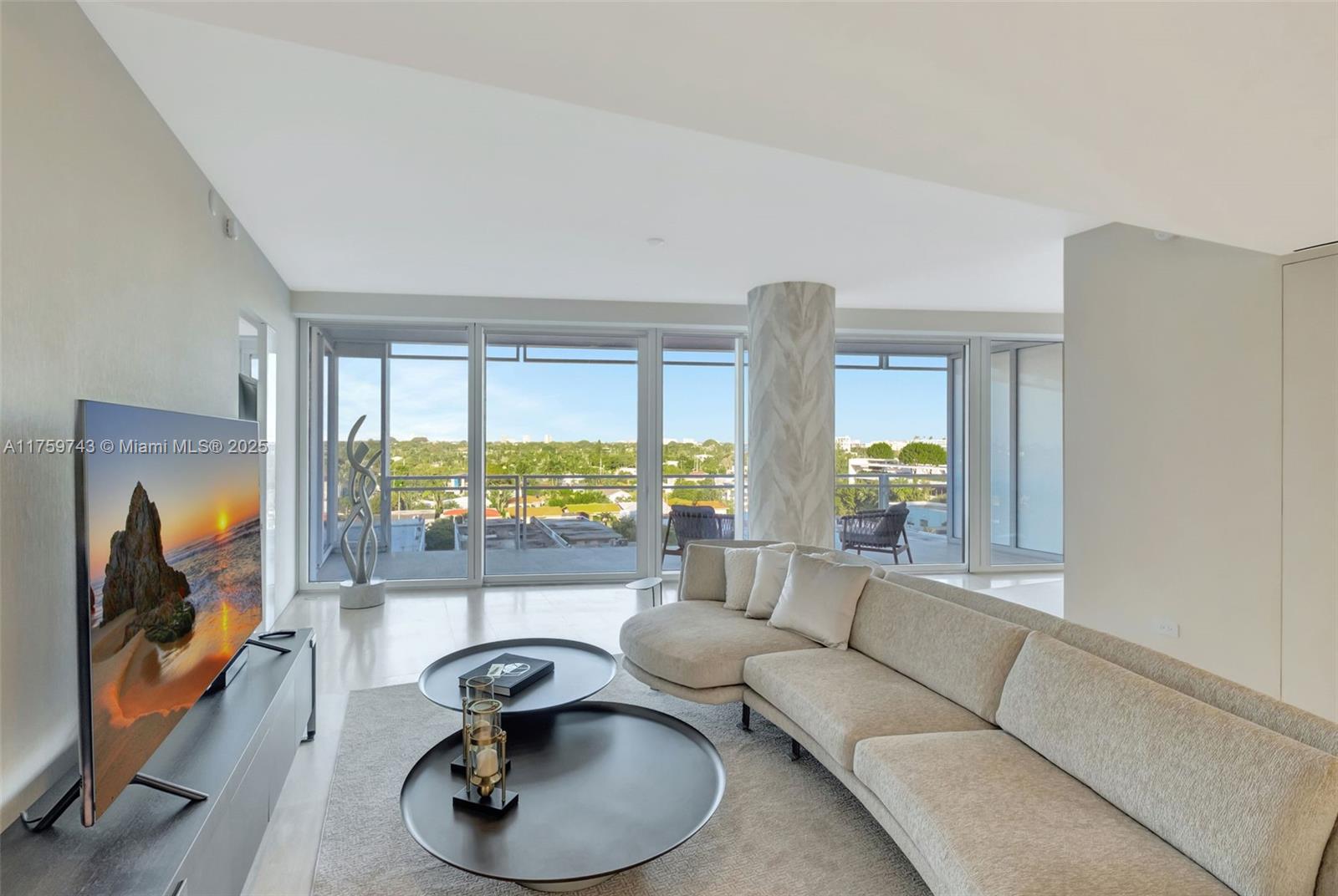 SURF CLUB CONDO - Residential