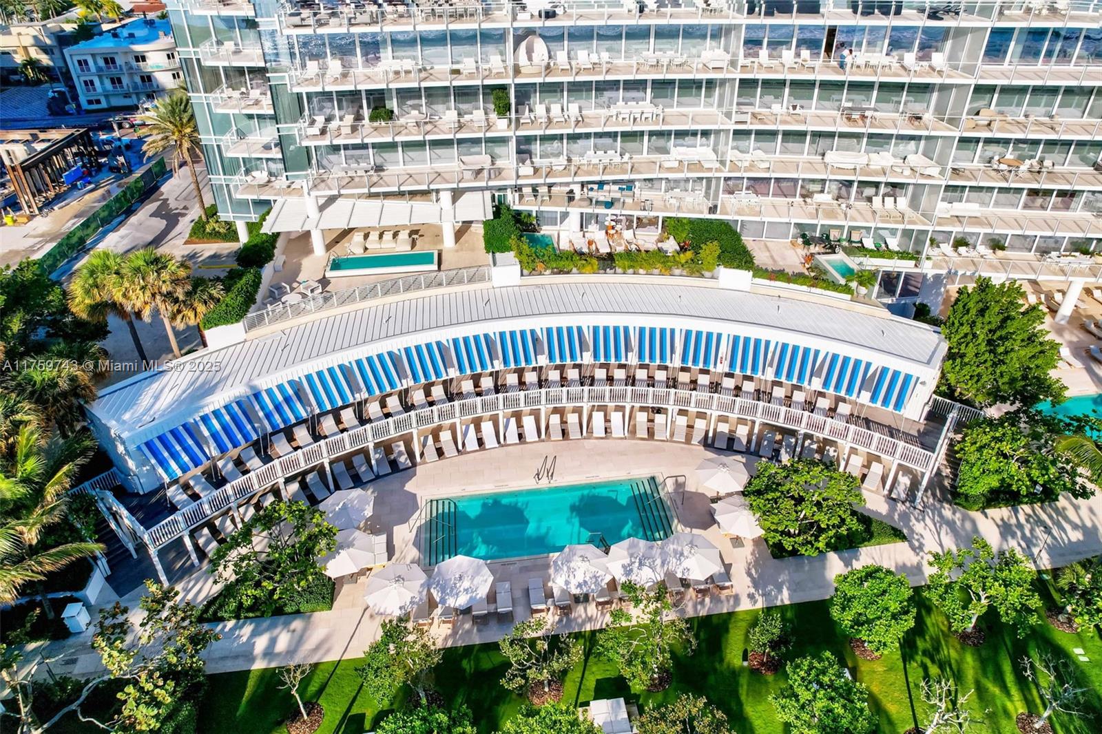 SURF CLUB CONDO - Residential