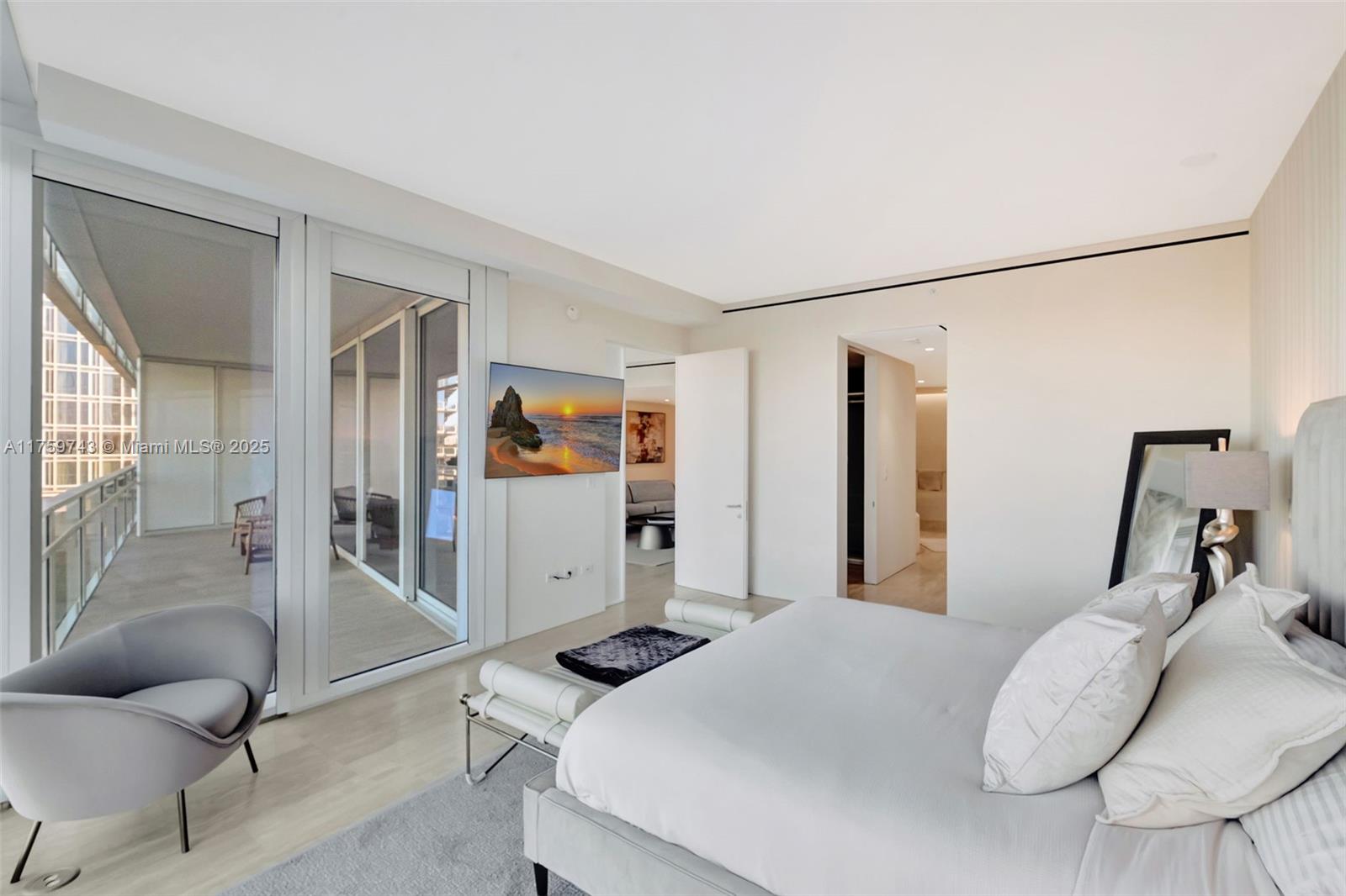 SURF CLUB CONDO - Residential