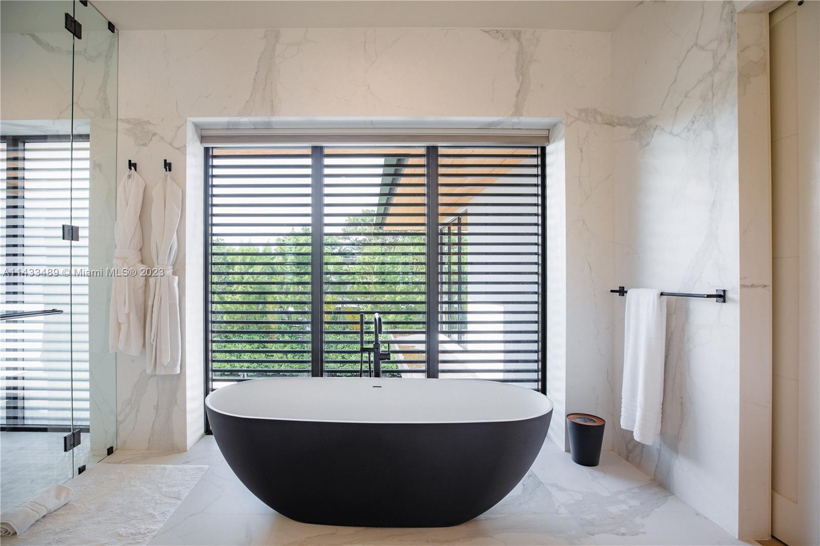 DAVIS OAKS - Residential