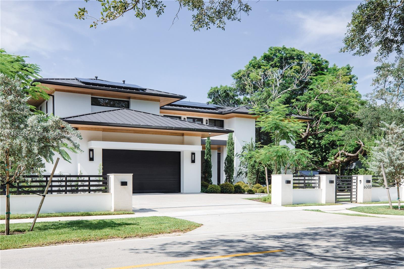 DAVIS OAKS - Residential