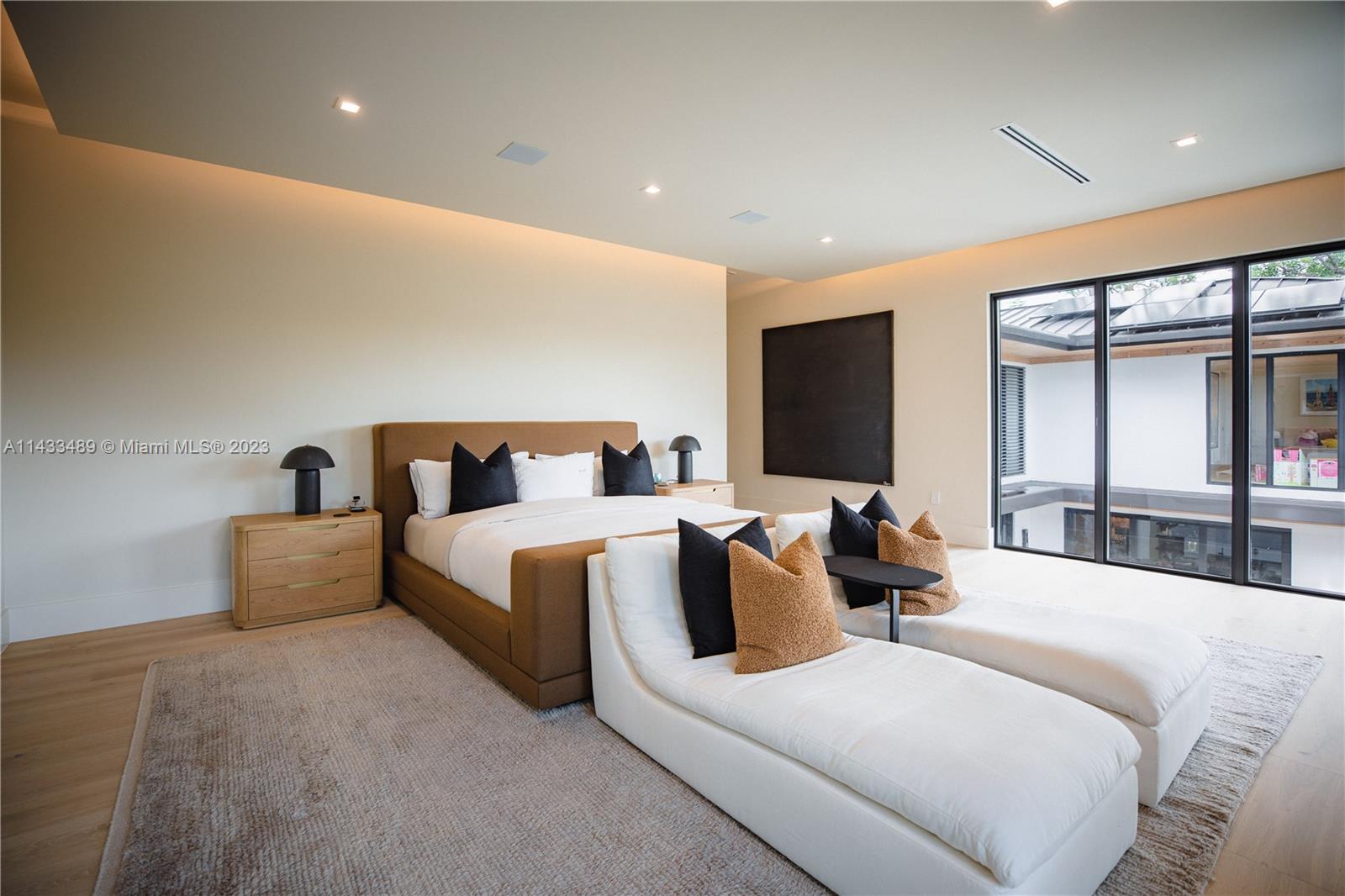 DAVIS OAKS - Residential