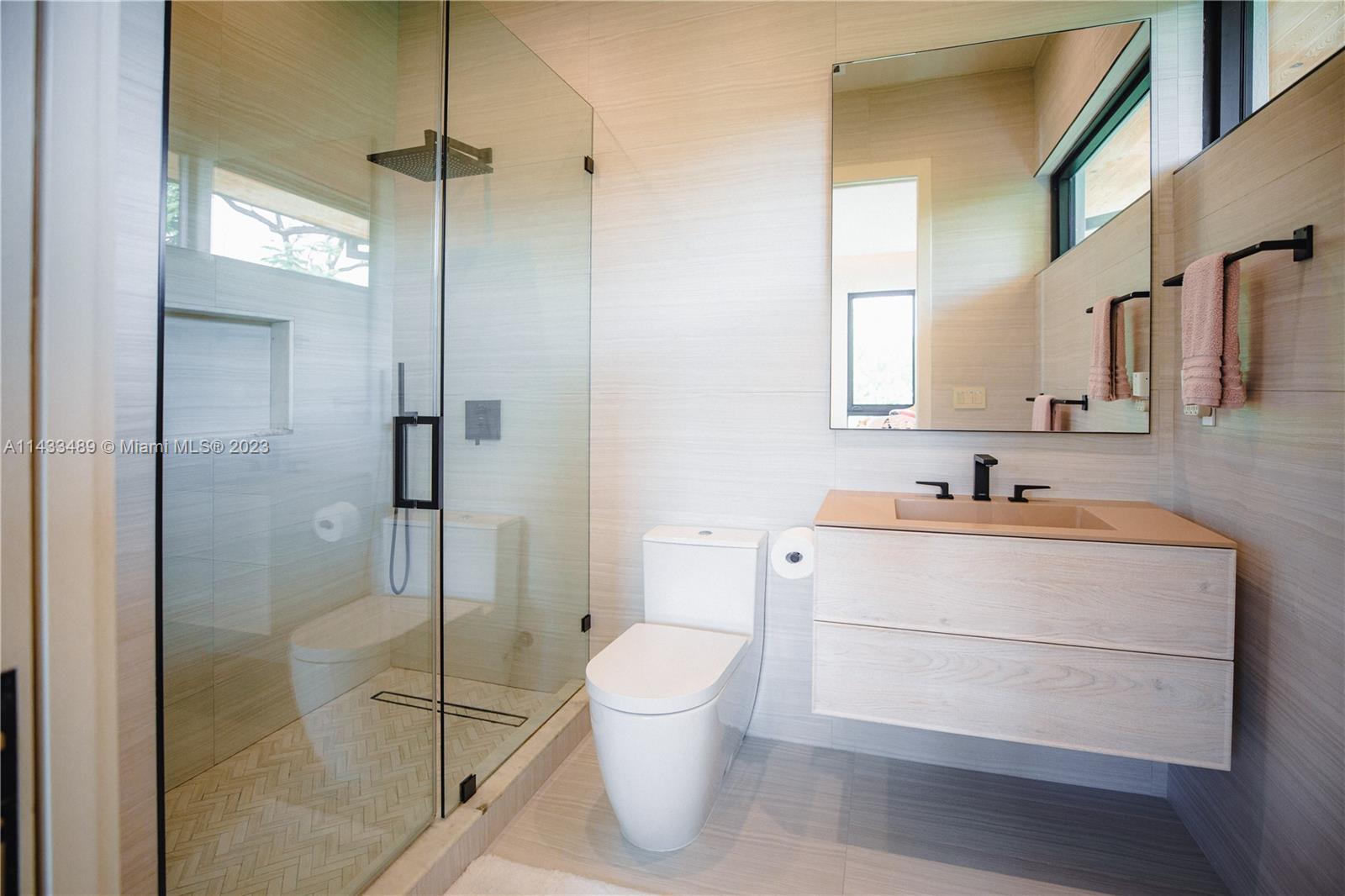 DAVIS OAKS - Residential