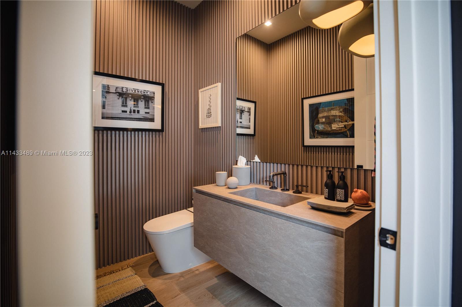 DAVIS OAKS - Residential