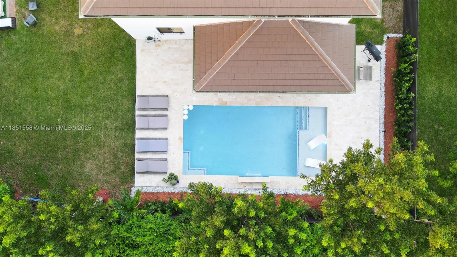 PALMETTO BAY GARDENS - Residential