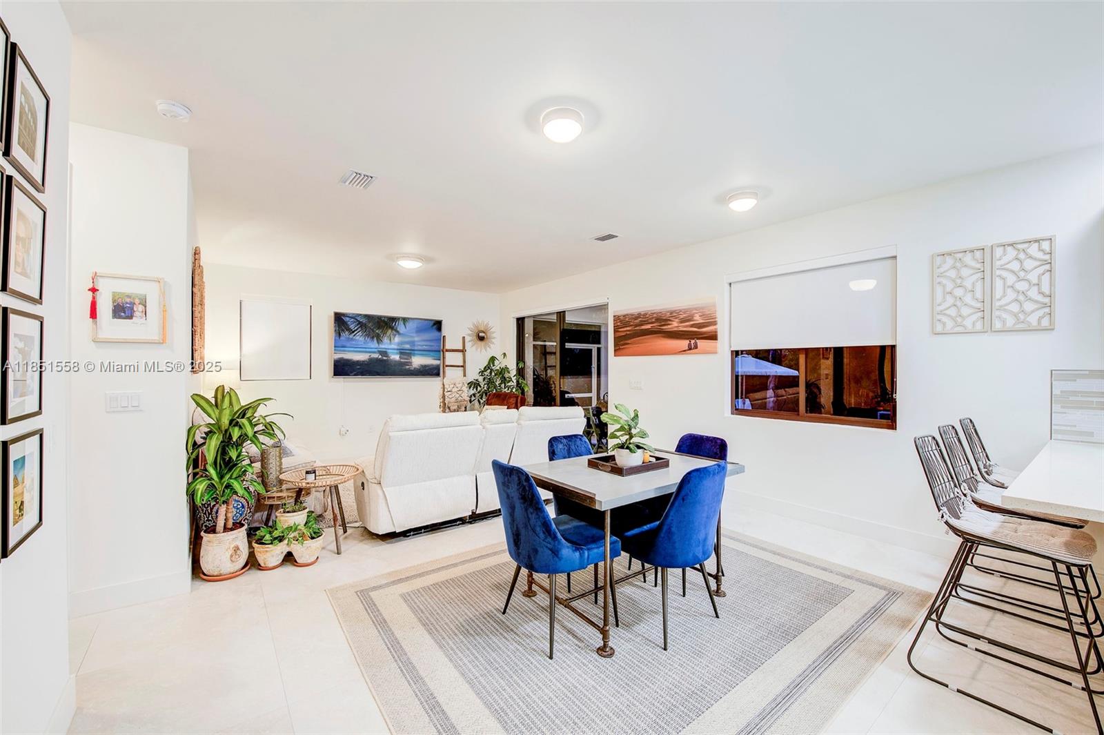 PALMETTO BAY GARDENS - Residential