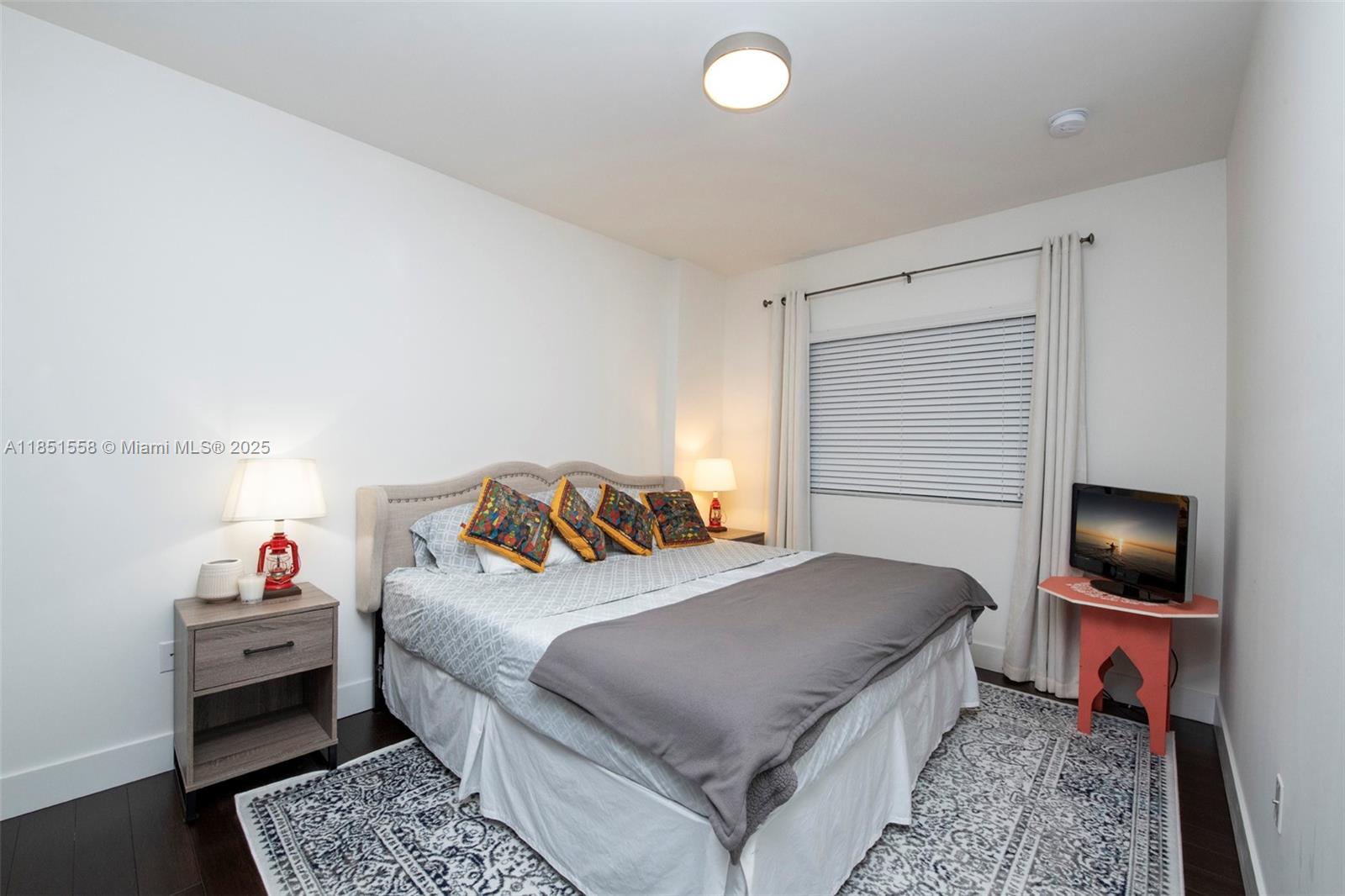 PALMETTO BAY GARDENS - Residential