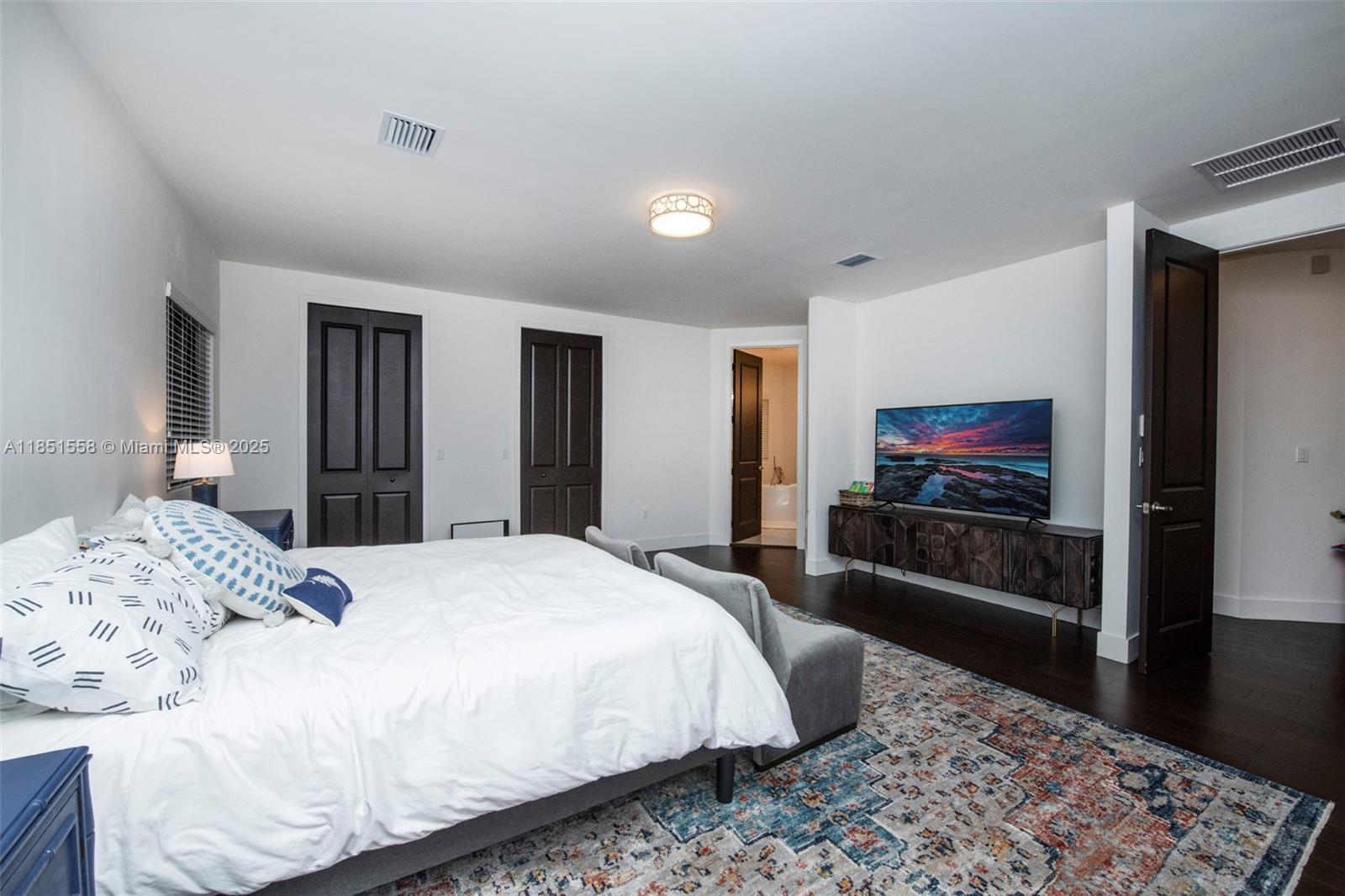 PALMETTO BAY GARDENS - Residential