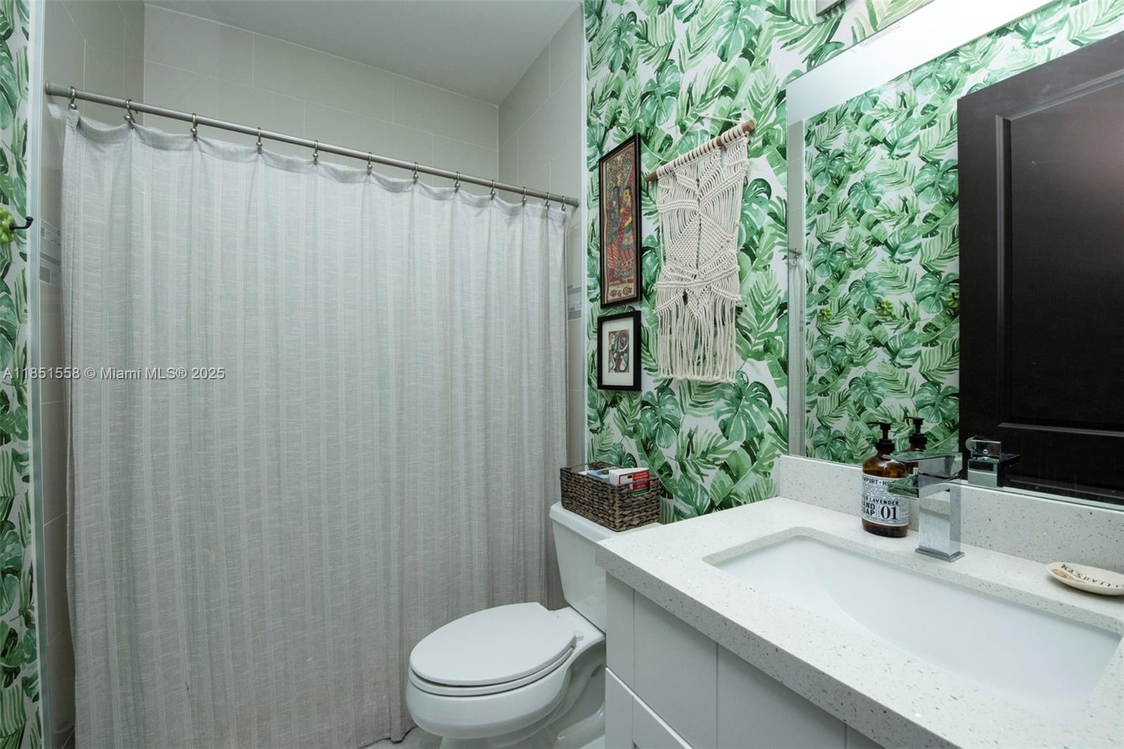 PALMETTO BAY GARDENS - Residential