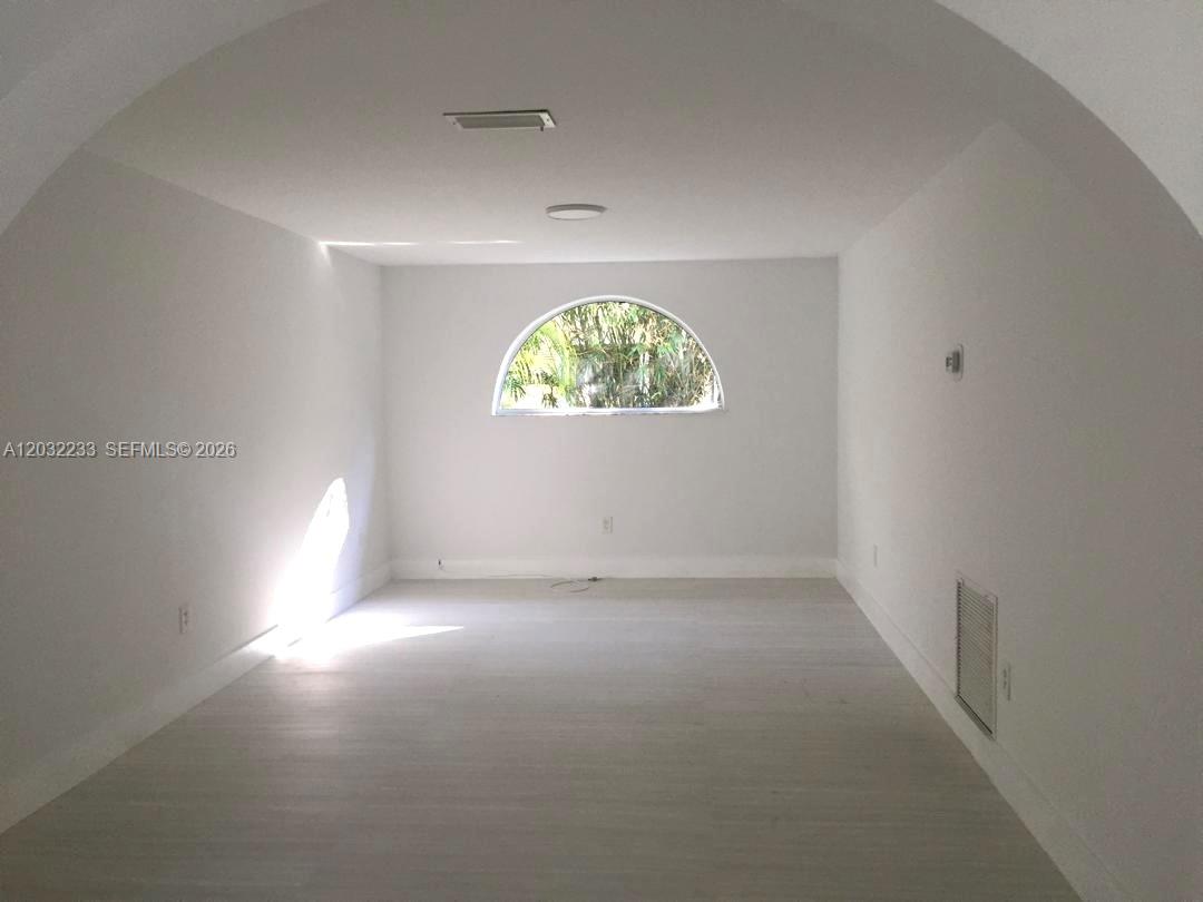 6622 Acacia Ct 6622