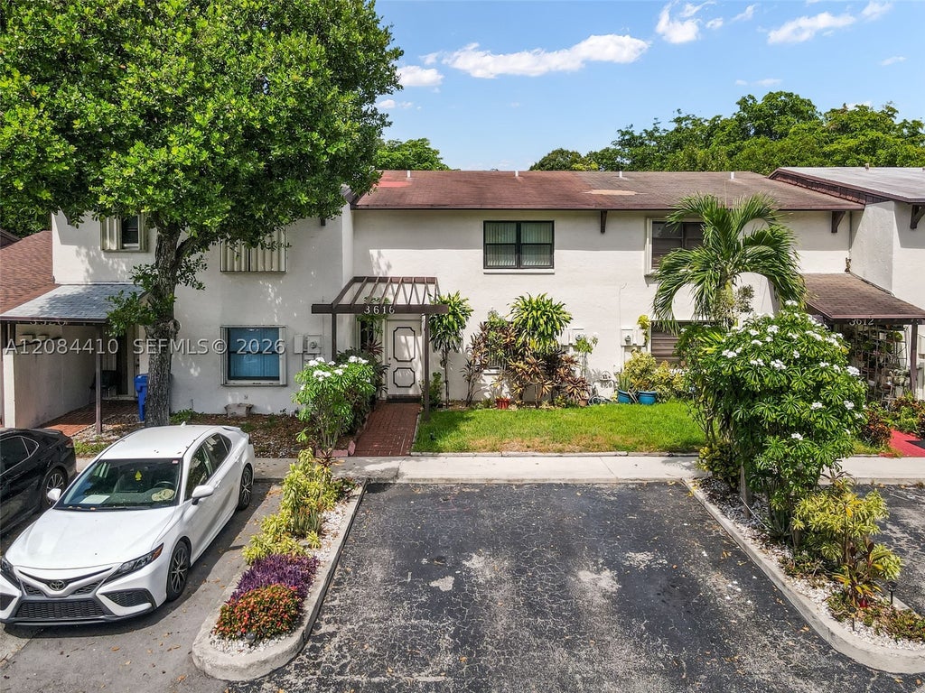 Photo of 3616 SW 68th Ln #4-D, Miramar, FL 33023 (MLS # A12084410)
