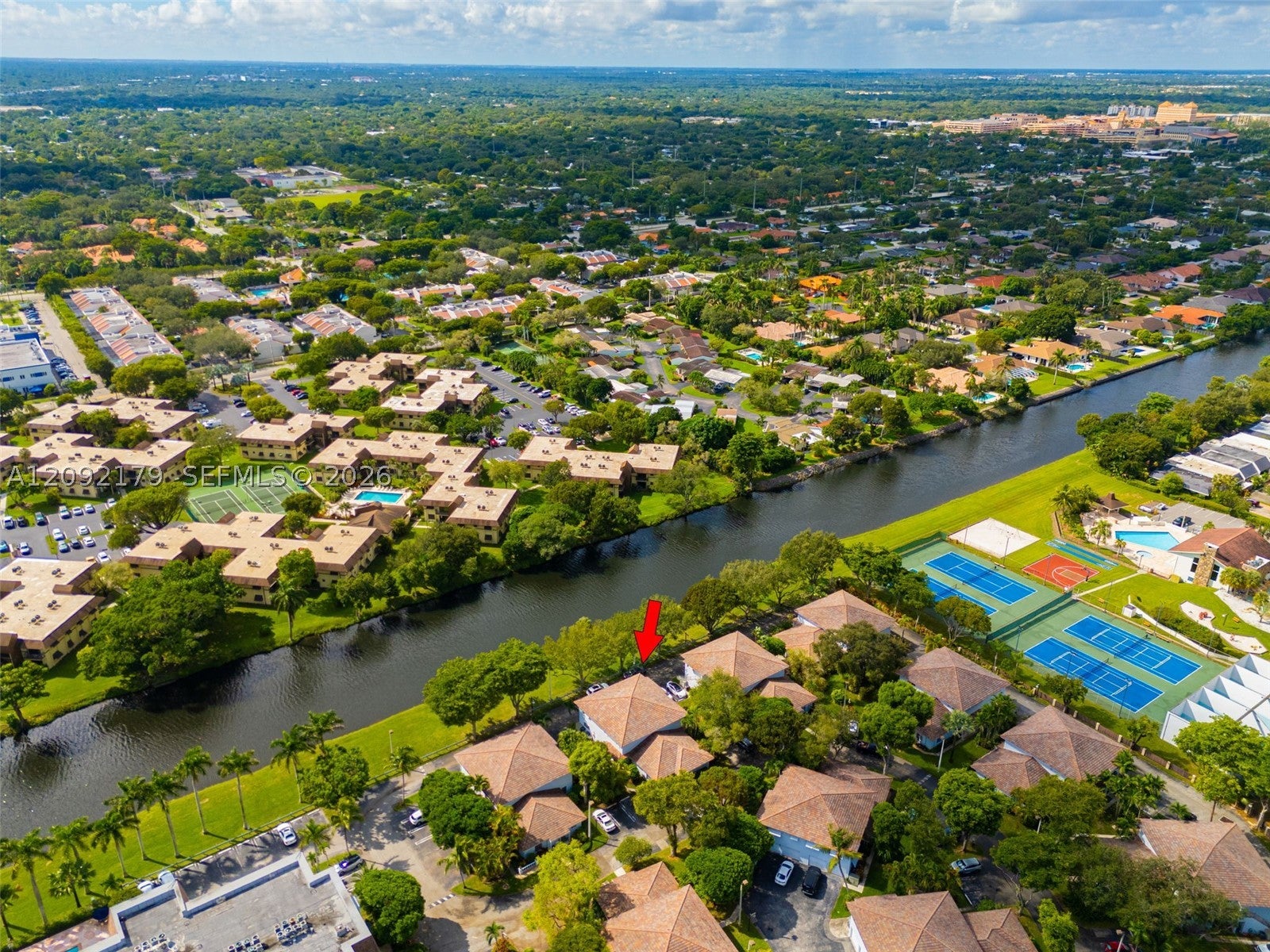 7928 Camino Cir D8, Miami FL 33143