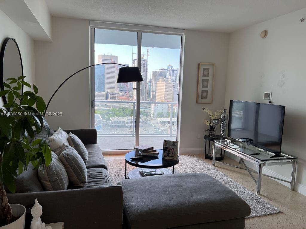 Rental Property at 185 Sw 7th St 1903, Miami, Broward County, Florida - Bedrooms: 2 
Bathrooms: 3  - $3,600 MO.