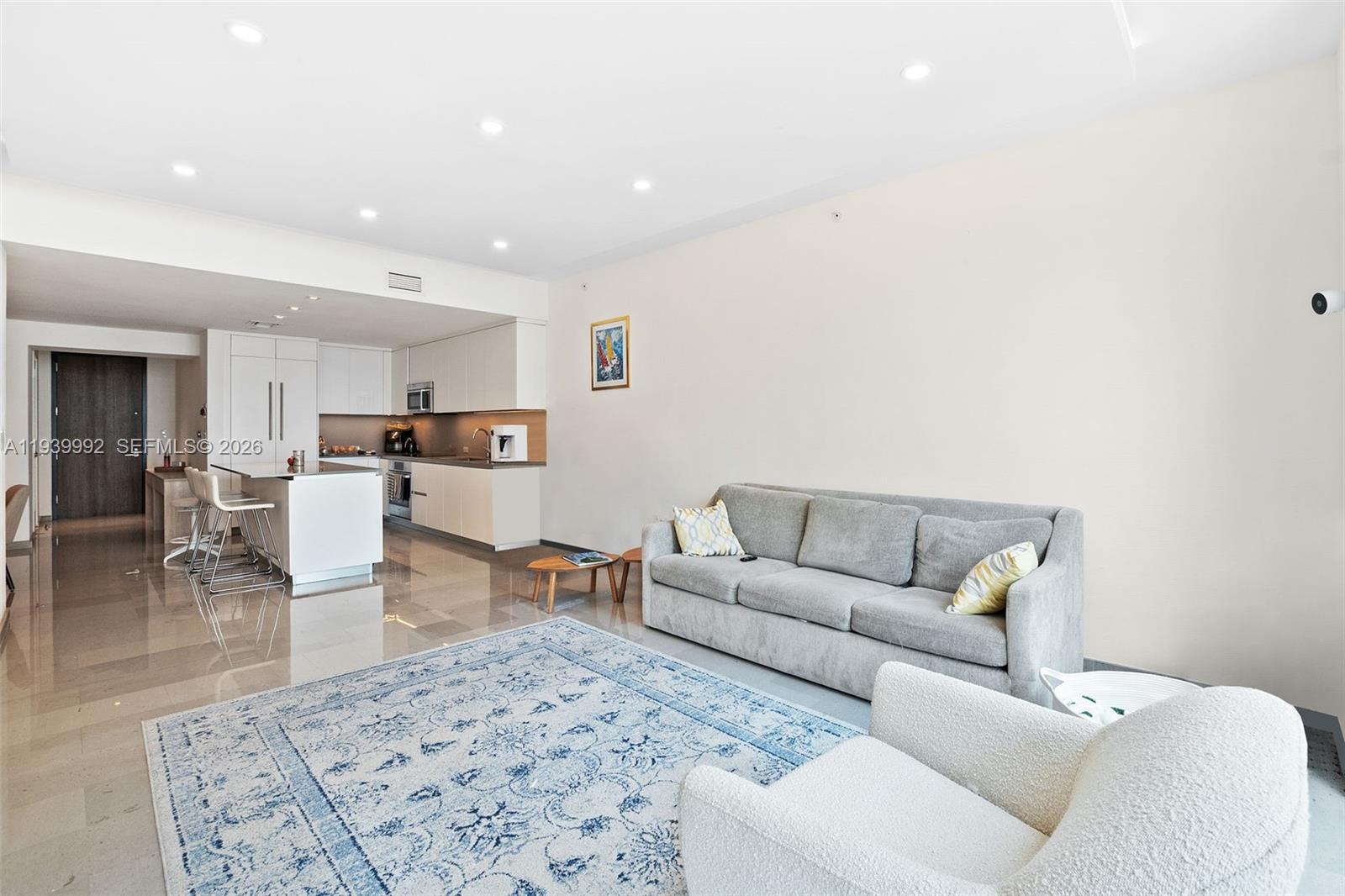 68 SE 6th Street 805