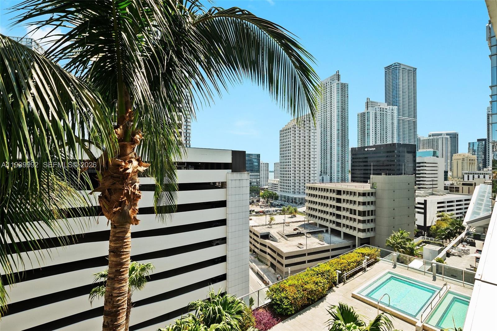 REACH CONDO - Residential