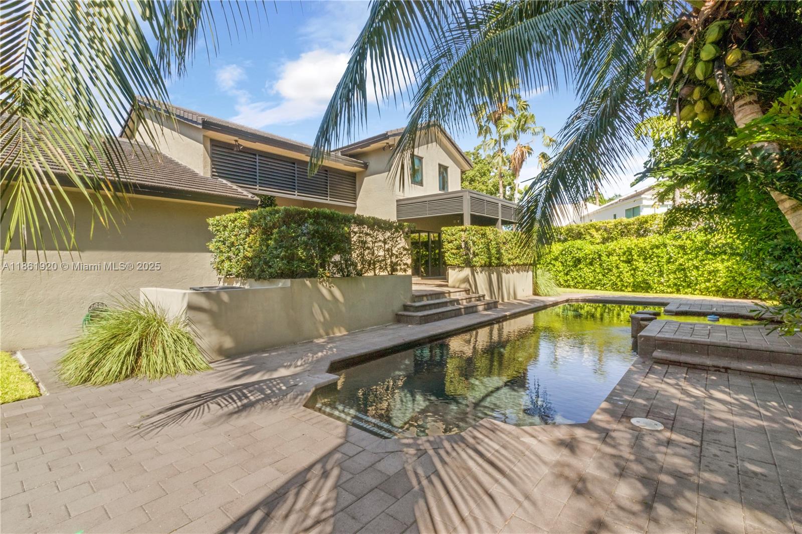 371 Isla Dorada Blvd