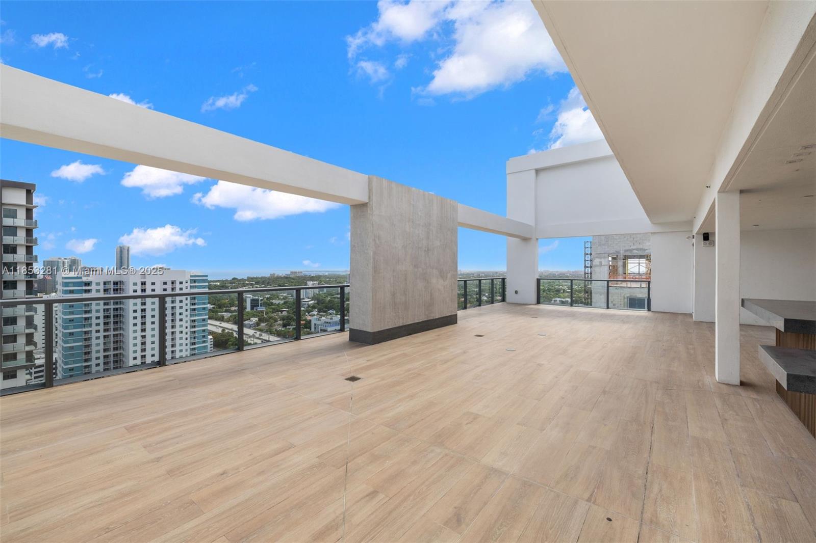 Smart Brickell - Residential