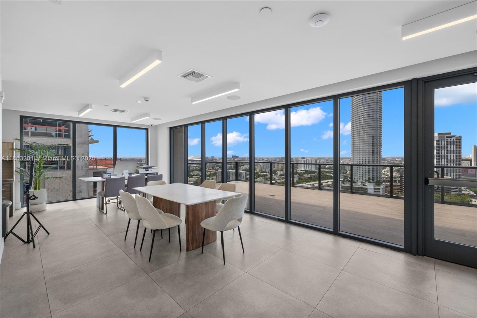 Smart Brickell - Residential