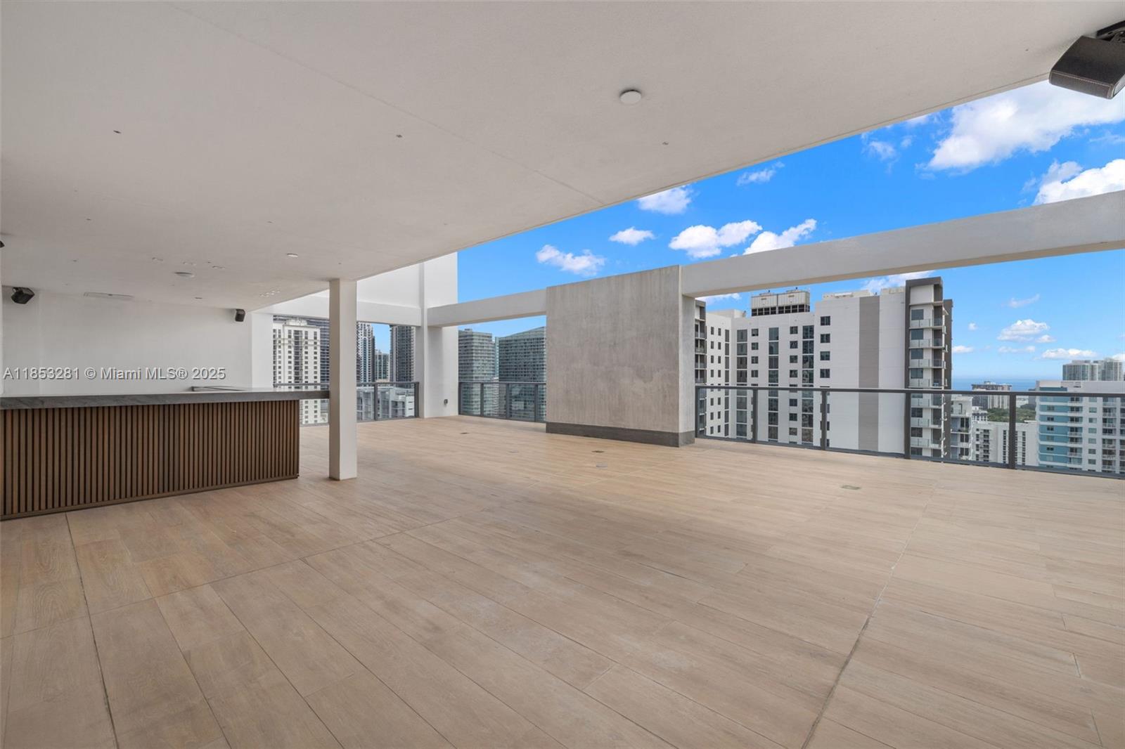 Smart Brickell - Residential