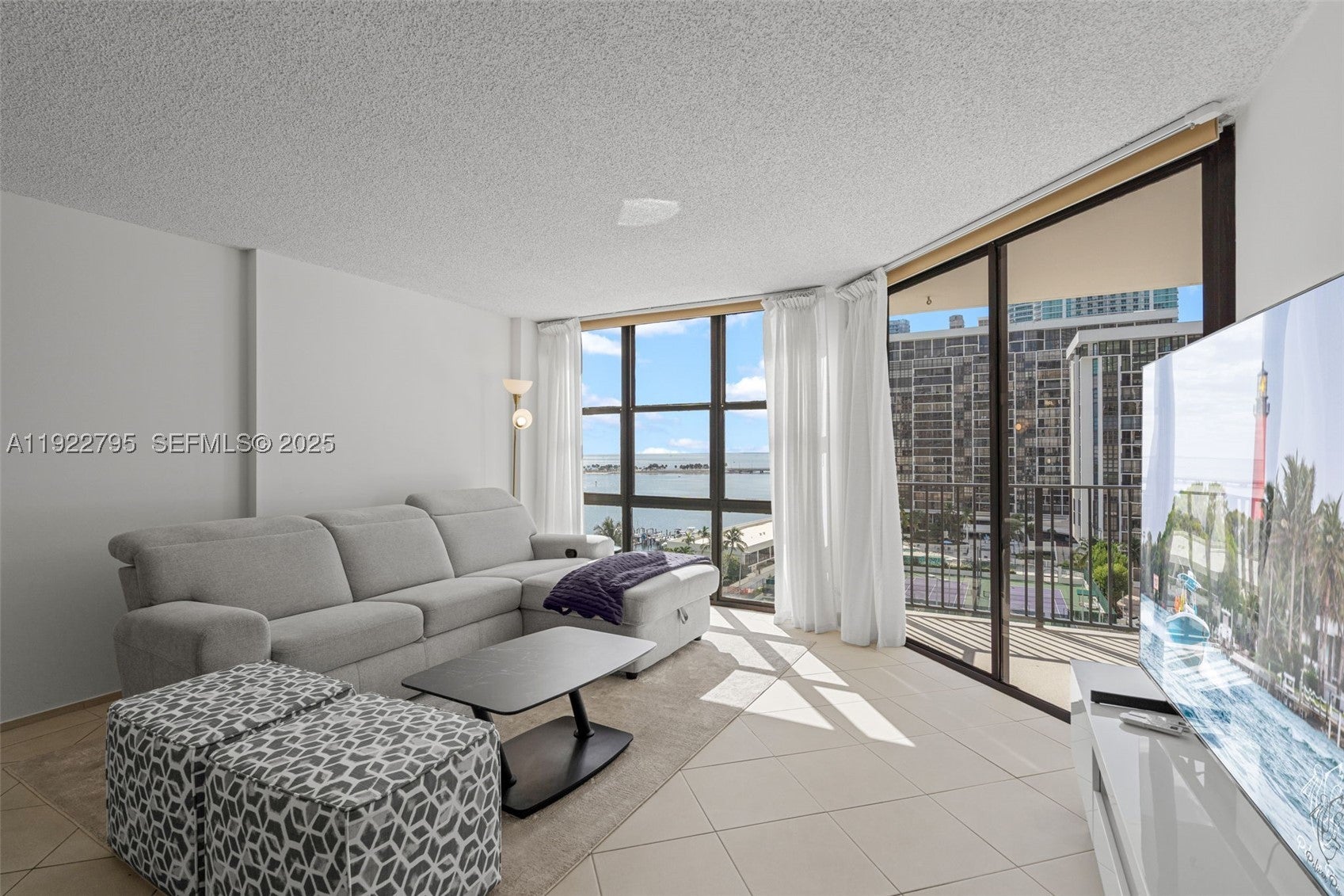 1865 Brickell Ave A1013