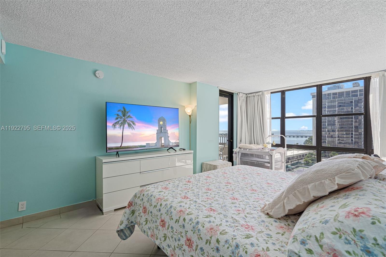 BRICKELL PLACE CONDO - Residential