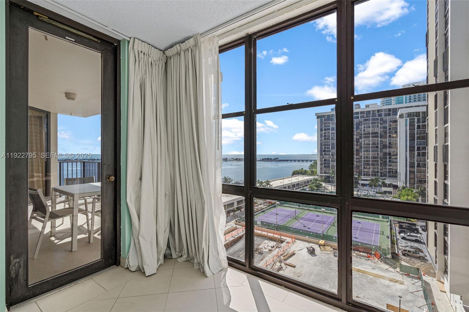 BRICKELL PLACE CONDO - Residential