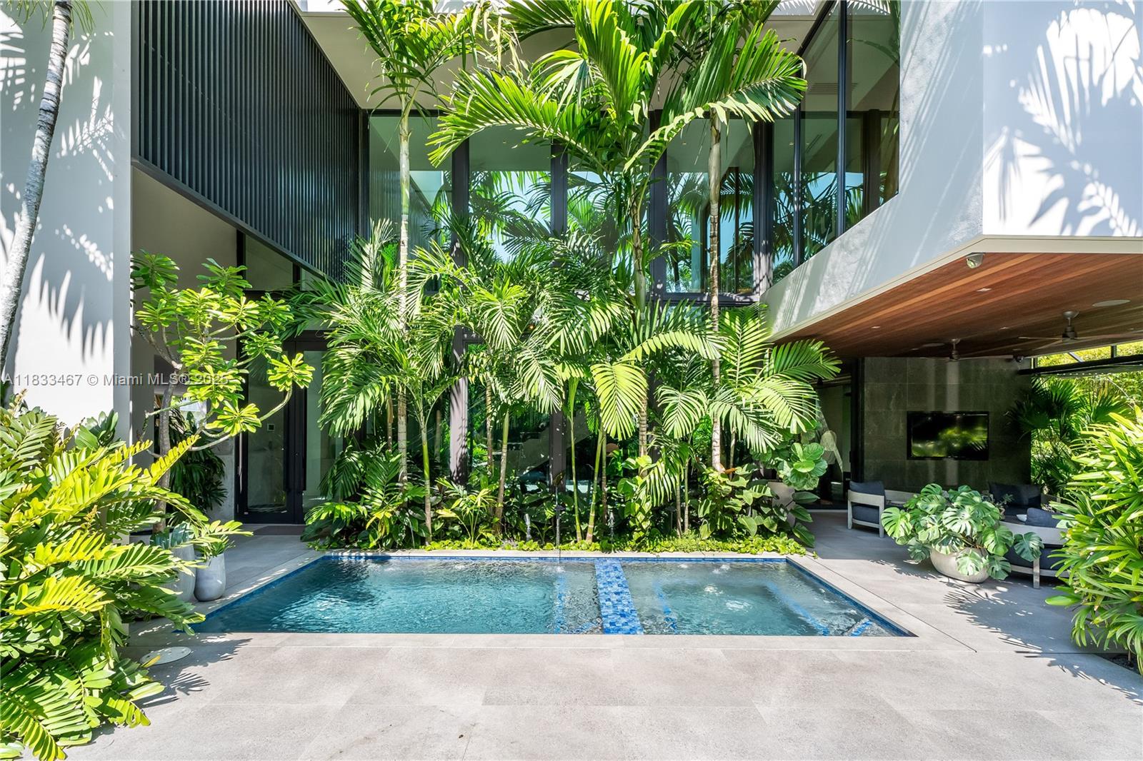 PINECREST MANOR - Residential