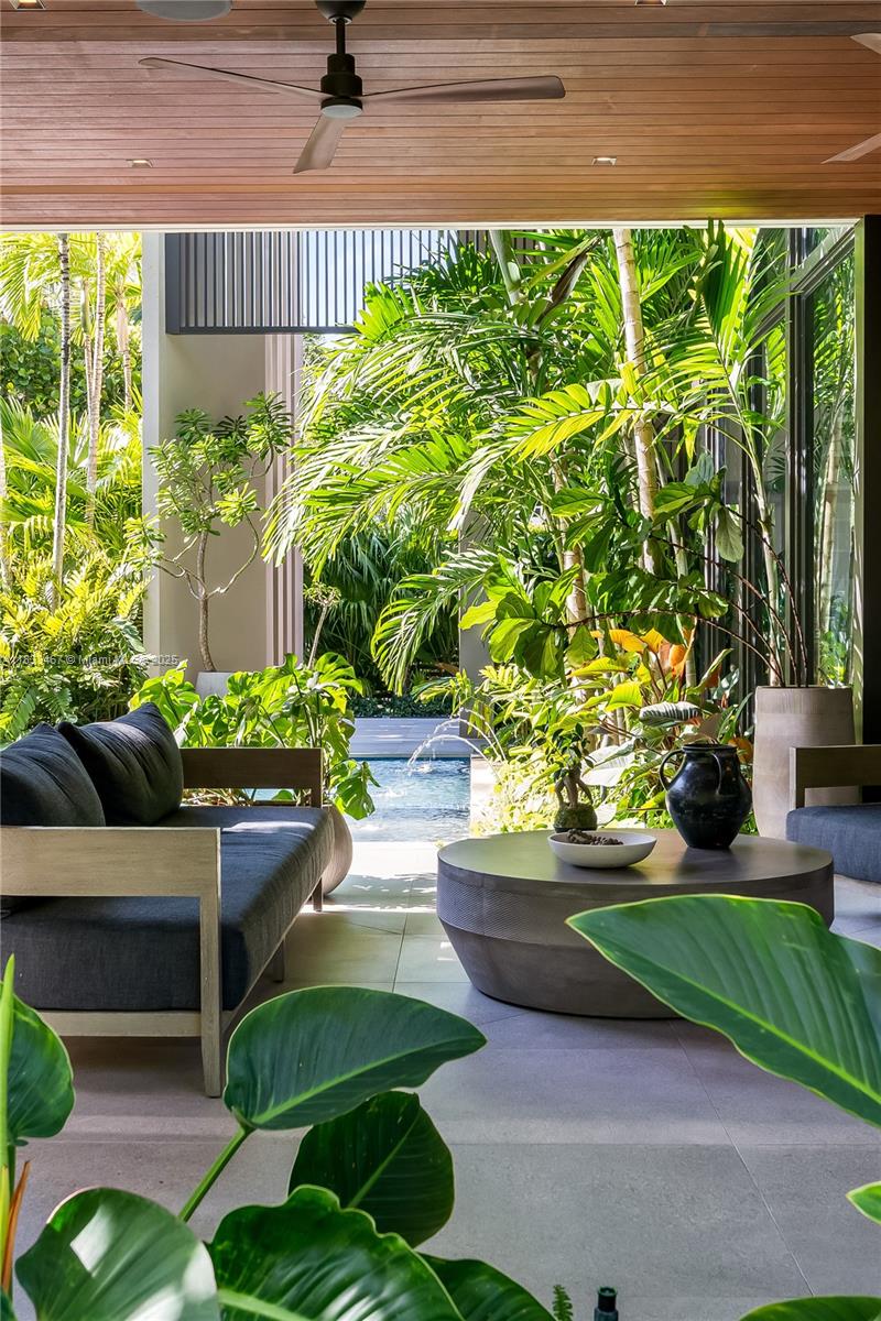 PINECREST MANOR - Residential