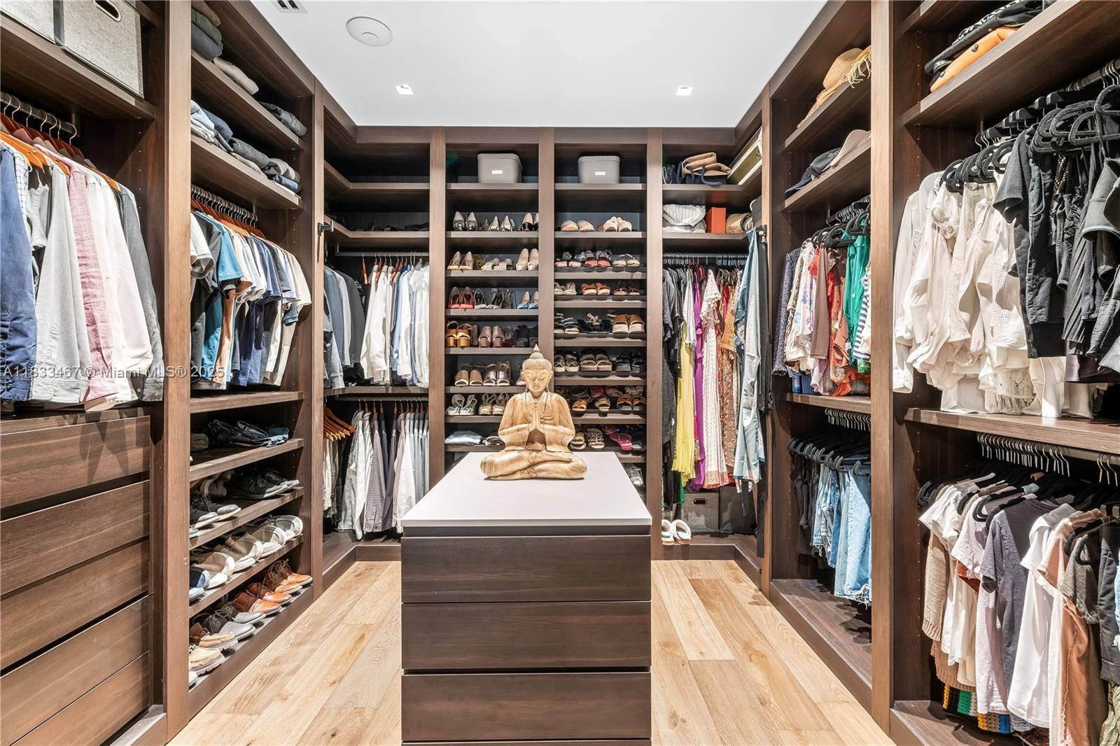 PINECREST MANOR - Residential