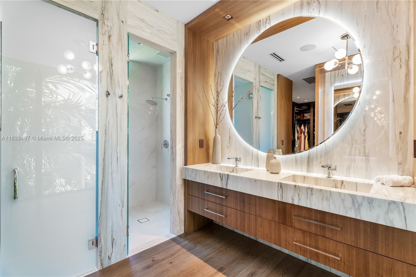 PINECREST MANOR - Residential