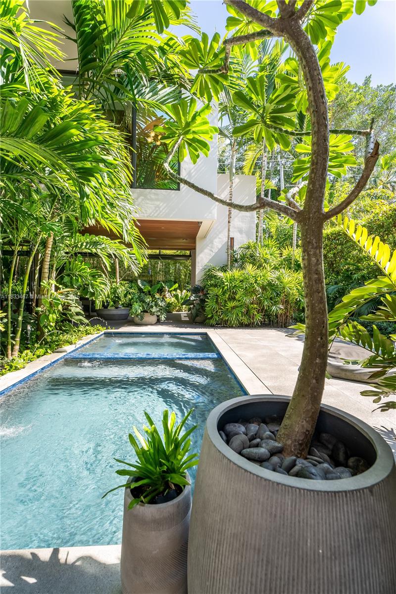 PINECREST MANOR - Residential