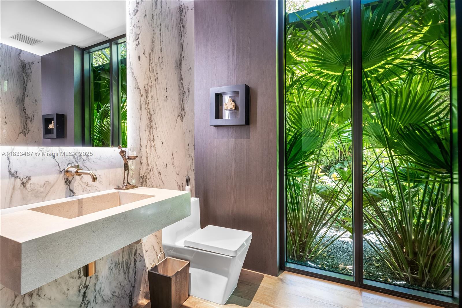 PINECREST MANOR - Residential