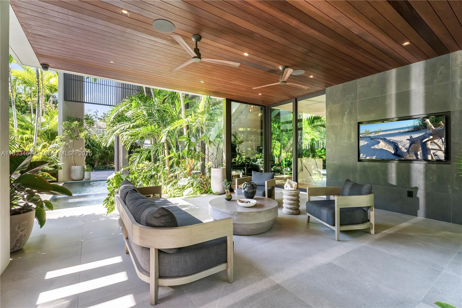 PINECREST MANOR - Residential