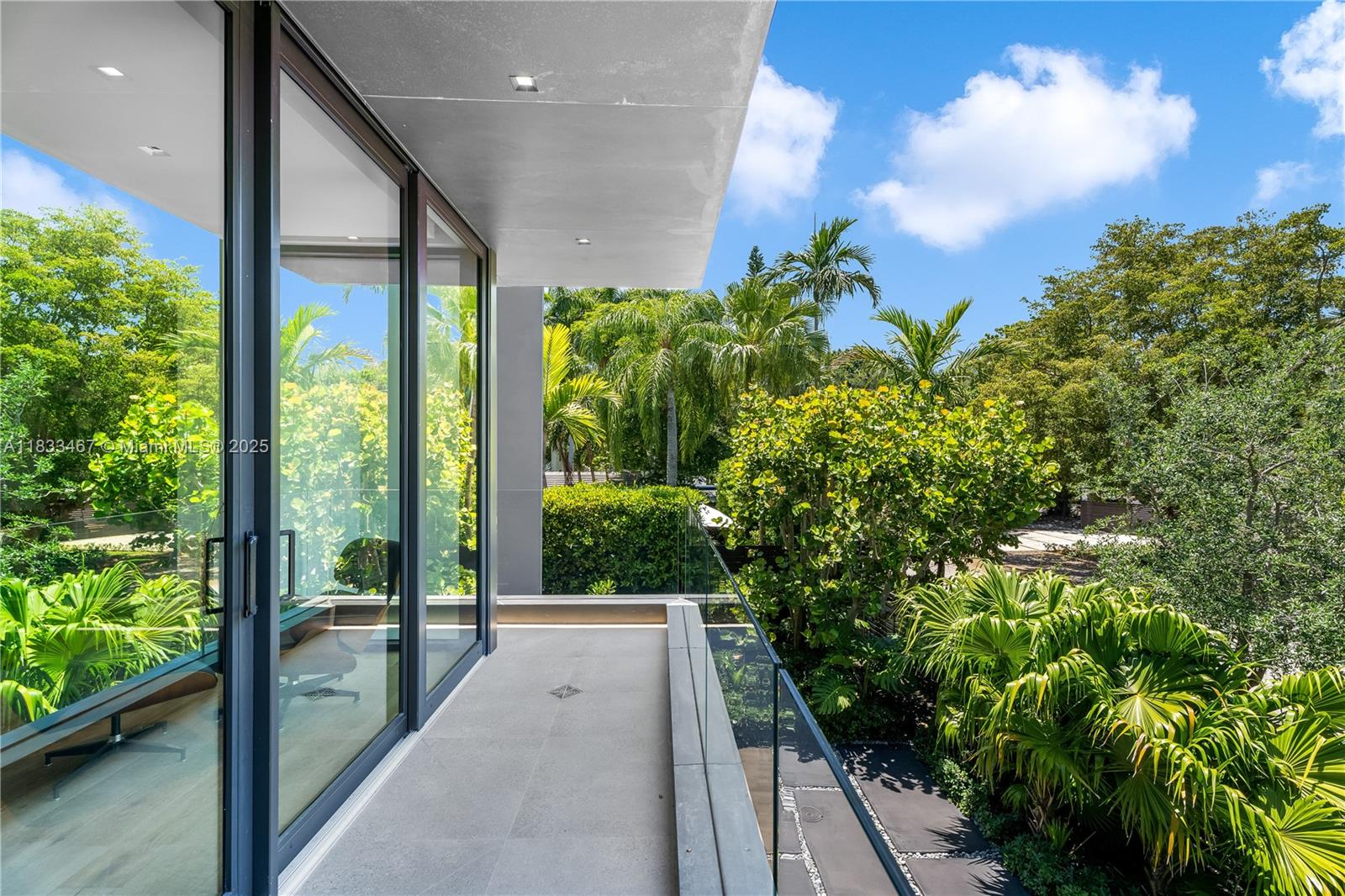 PINECREST MANOR - Residential