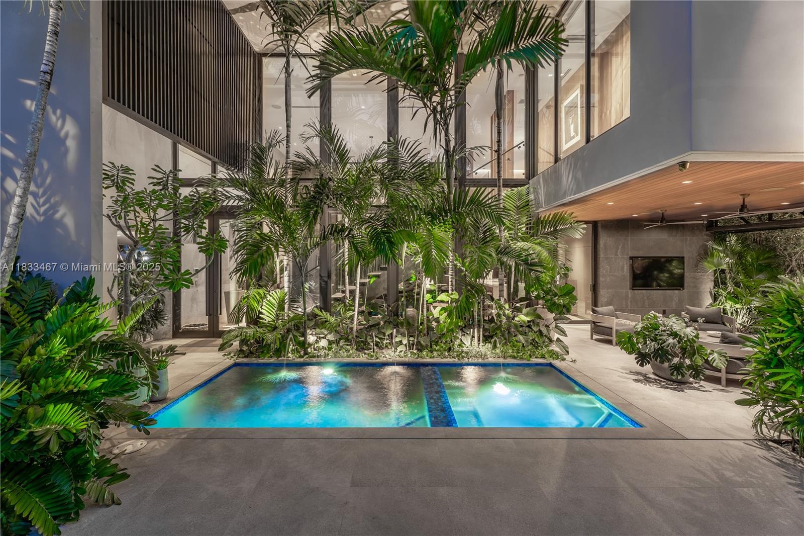 PINECREST MANOR - Residential