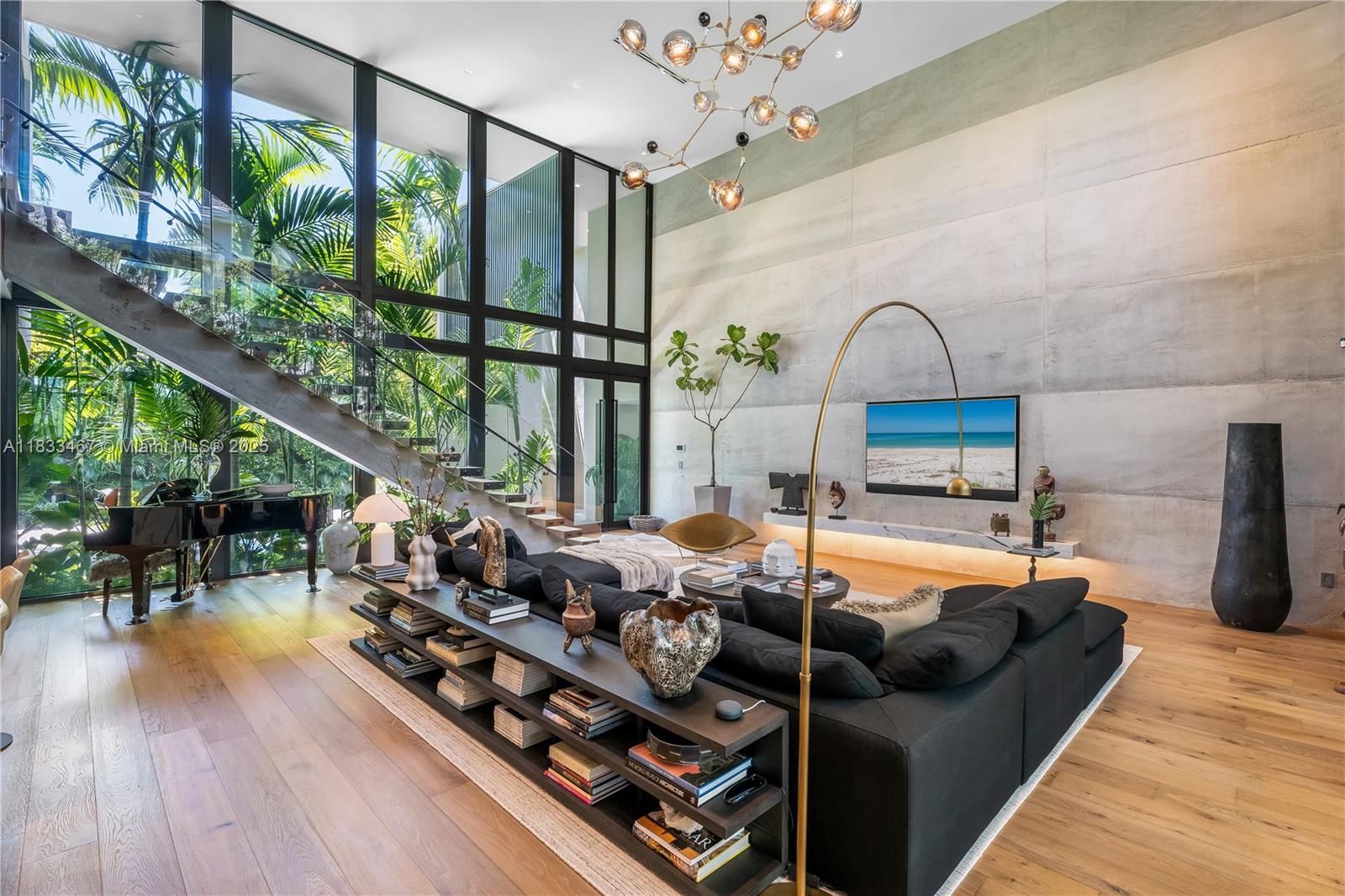 PINECREST MANOR - Residential