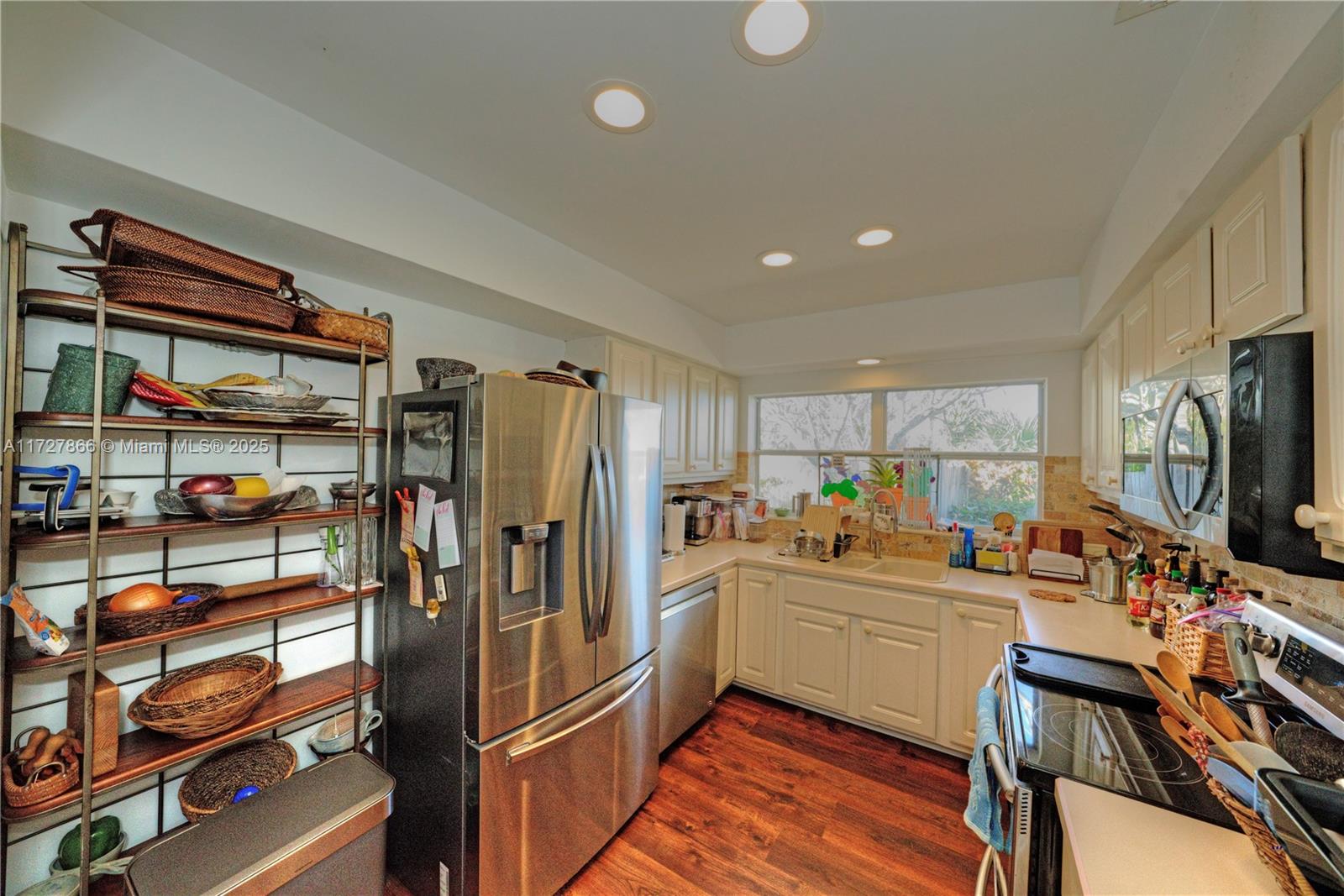 B S HARRIS SUBDIVISION - Residential