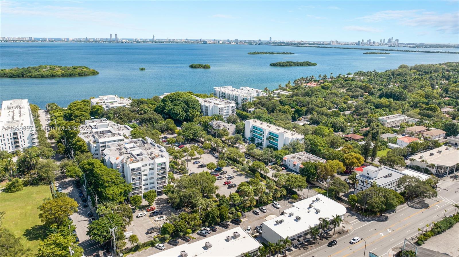 NIRVANA CONDO NO FIVE CON - Residential