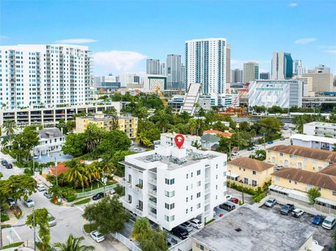 498 SW 2nd St 2D Miami FL 33130