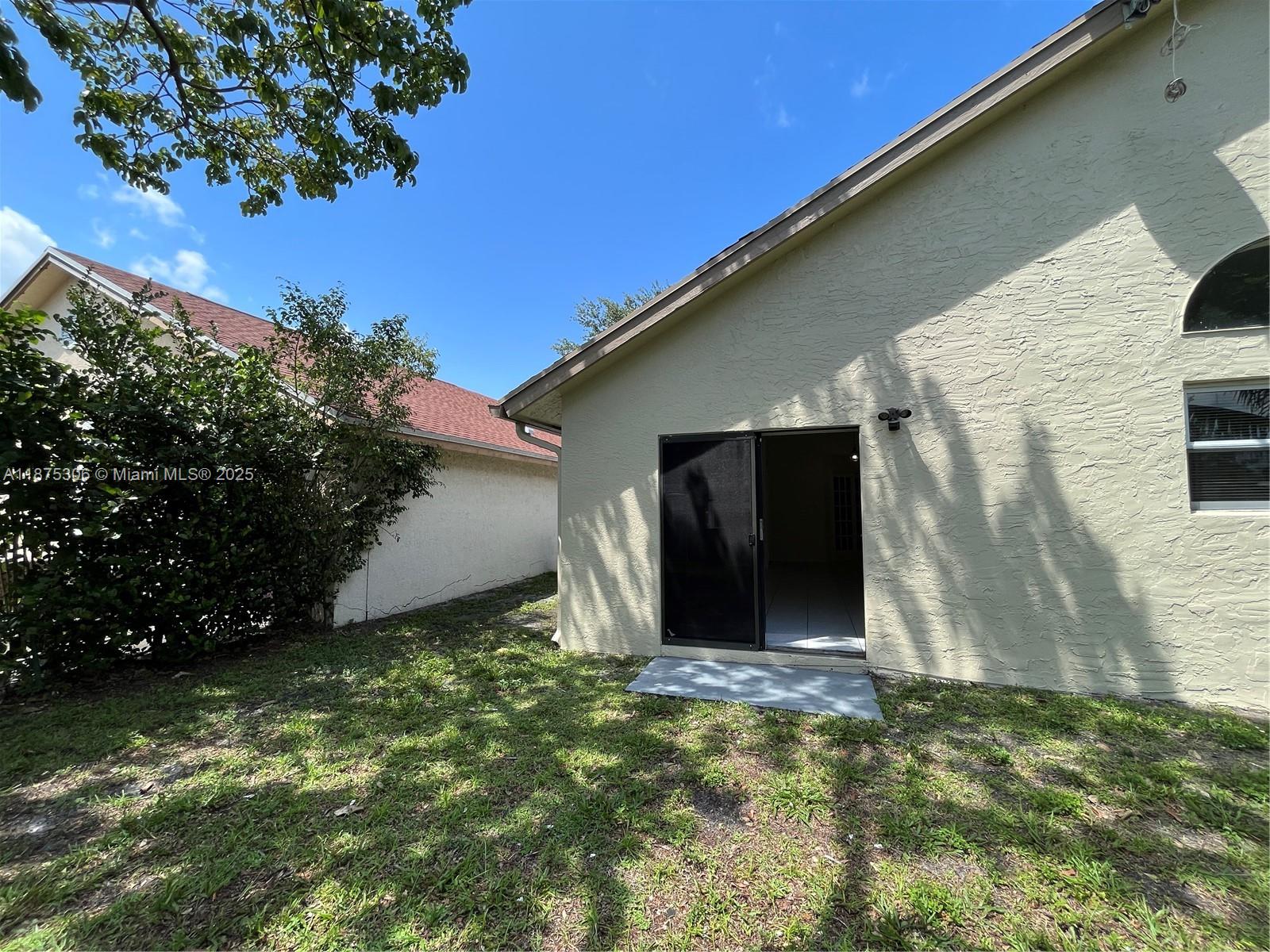 NORTH LAUDERDALE DIVISION - Residential Lease