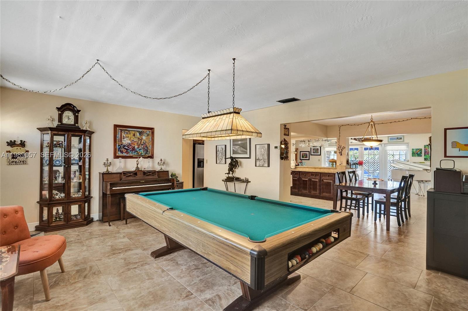 PASADENA LAKES WEST - Residential