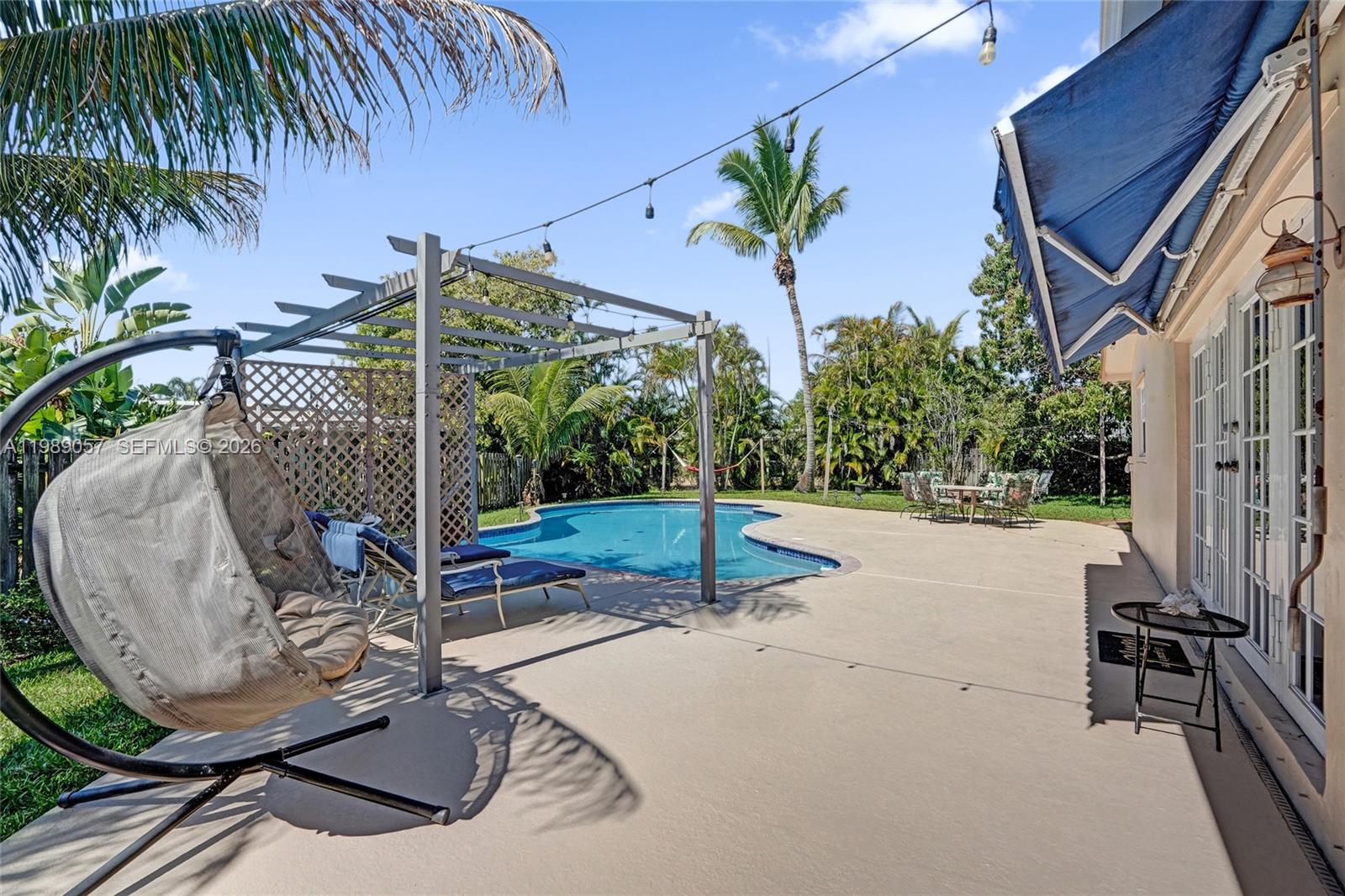 PASADENA LAKES WEST - Residential