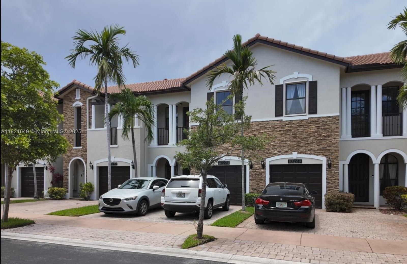 Rental Property at 10269 Nw 32nd Ter 10269, Doral, Miami-Dade County, Florida - Bedrooms: 3 
Bathrooms: 3  - $3,850 MO.