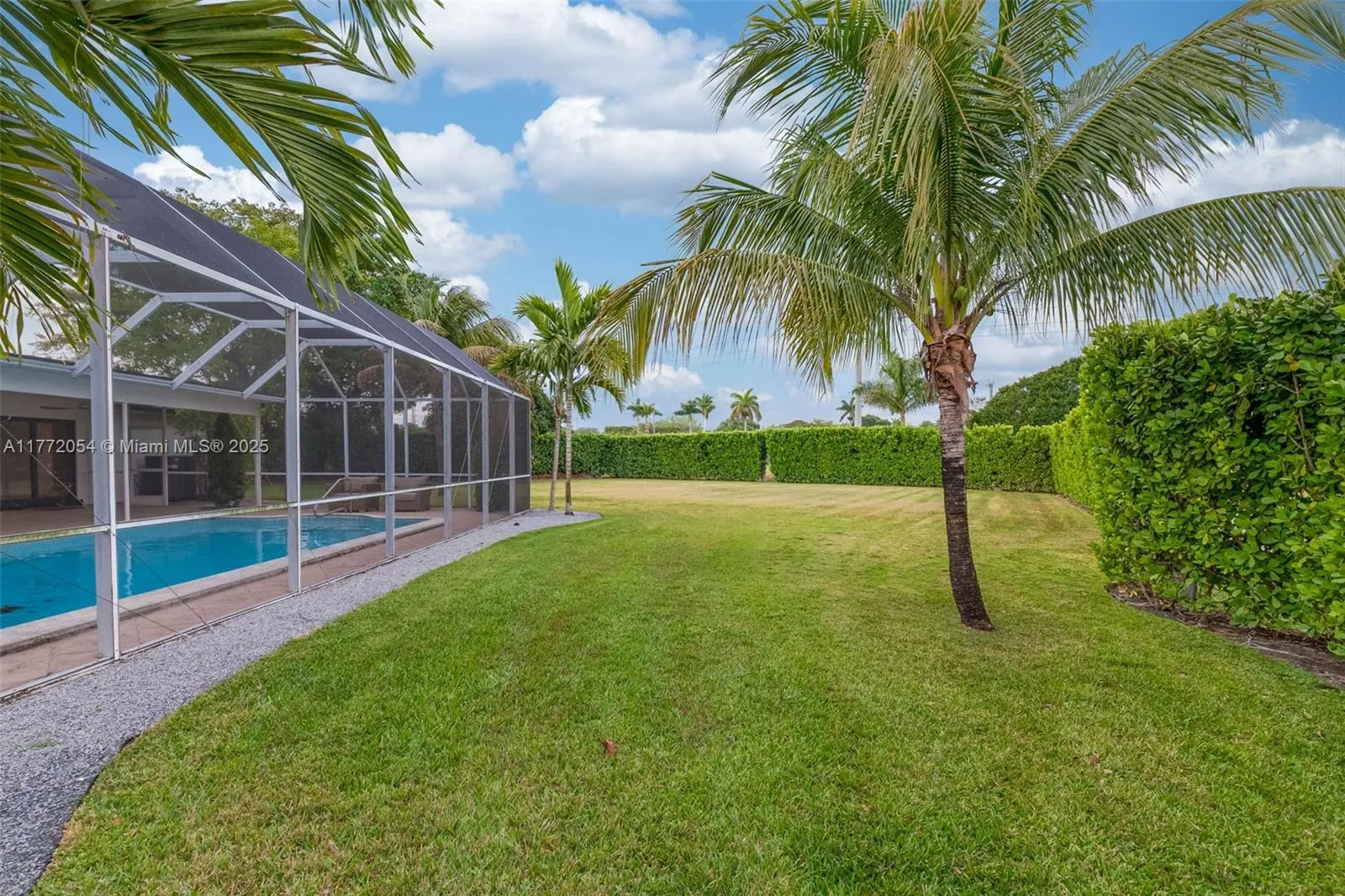 Palmetto Bay, Florida 33158, United States, 4 Bedrooms Bedrooms, ,3 BathroomsBathrooms,Residential,Active,97668