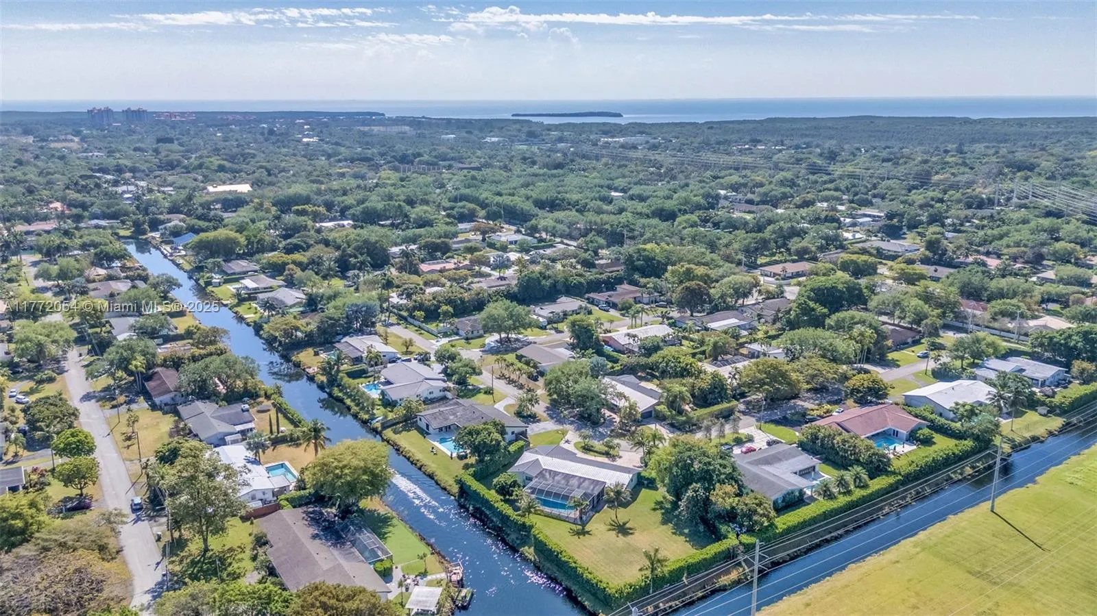 Palmetto Bay, Florida 33158, United States, 4 Bedrooms Bedrooms, ,3 BathroomsBathrooms,Residential,Active,97668