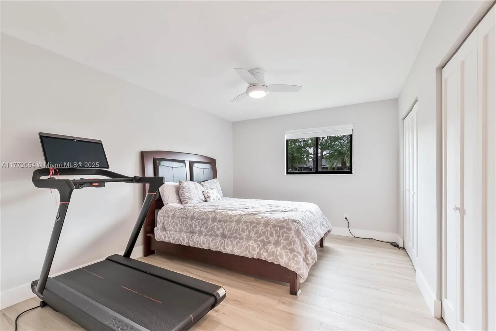 Palmetto Bay, Florida 33158, United States, 4 Bedrooms Bedrooms, ,3 BathroomsBathrooms,Residential,Active,97668