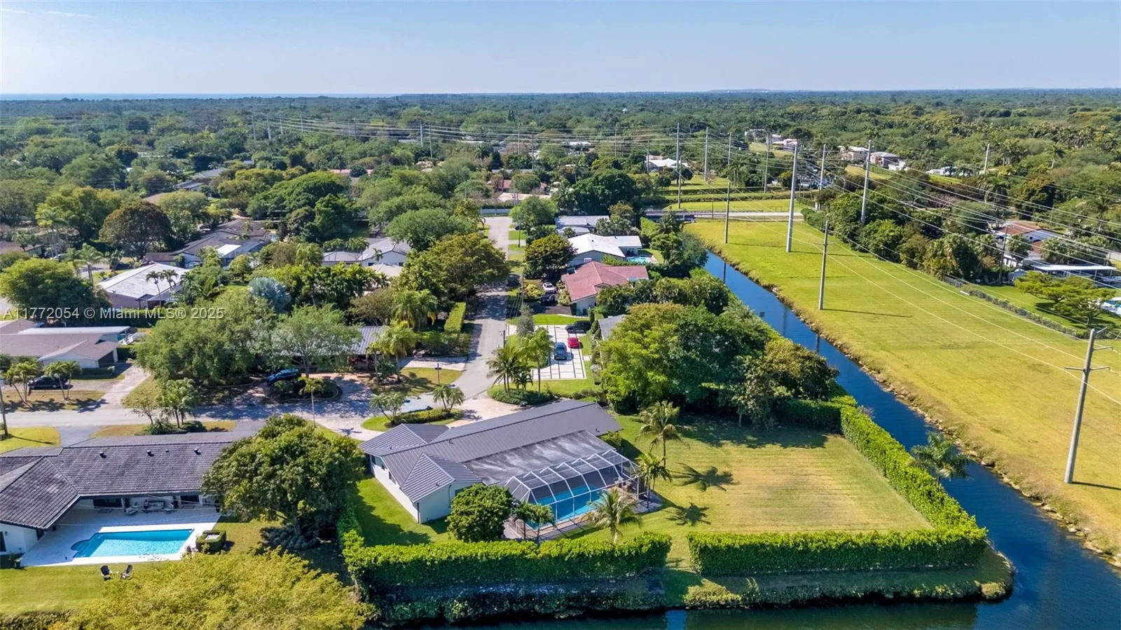 Palmetto Bay, Florida 33158, United States, 4 Bedrooms Bedrooms, ,3 BathroomsBathrooms,Residential,Active,97668